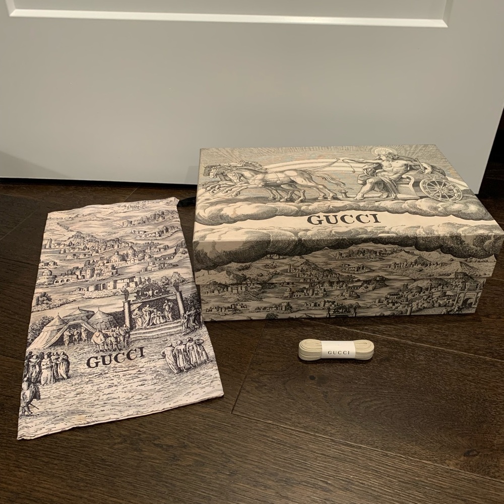 Gucci empty shoe box with dust bag and shoe laces